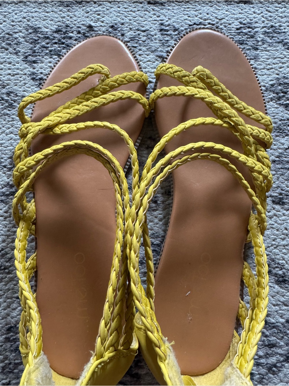 me too Yellow Braided Strappy Sandals women’s size 9 - Picture 5 of 6